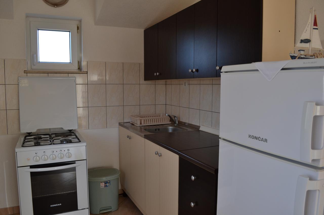 Trilj Apartman Jurika Eksteriør bilde